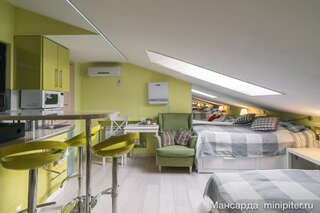 Гостевой дом Мансарда Санкт-Петербург Современная двух уровневая студия на Моховой ул. дом 30-3