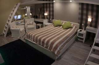 Гостевой дом Мансарда Санкт-Петербург Современная двух уровневая студия на Моховой ул. дом 30-4