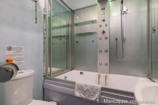 Гостевой дом Мансарда Санкт-Петербург Трехместный номер "Комфорт"-9