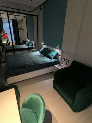 Гостевой дом Мансарда Санкт-Петербург Современная двух уровневая студия на Моховой ул. дом 30-8