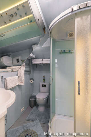 Гостевой дом Мансарда Санкт-Петербург Современная двух уровневая студия на Моховой ул. дом 30-10